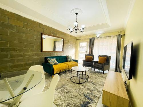 Aufenthaltsraum/ TV-Zimmer, The N3 Suites in Mzuzu