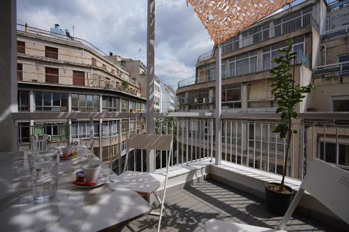 TiP - ToP Suites, Athens