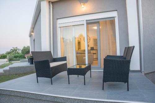 Apartmani Toni in Drniš