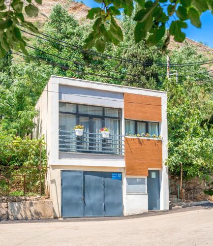 Cozy House in Old Tbilisi