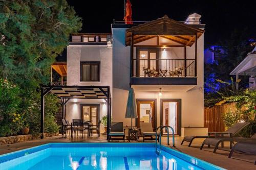 Kalkan merkezde Villa İstanblue