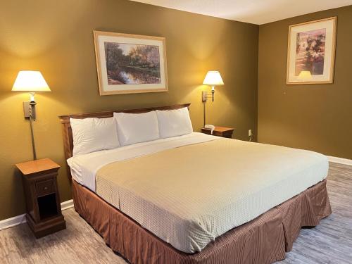 FairBridge Inn Express Mount Vernon - image 6