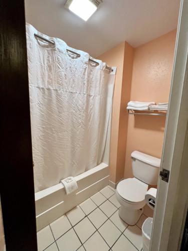 FairBridge Inn Express Mount Vernon - image 2