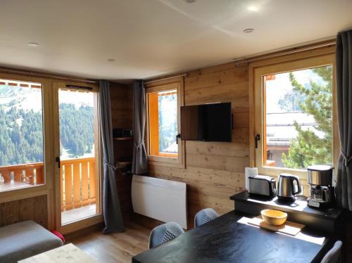 Appartement 3 étoiles avec balcon, vue montagne à Méribel Mottaret