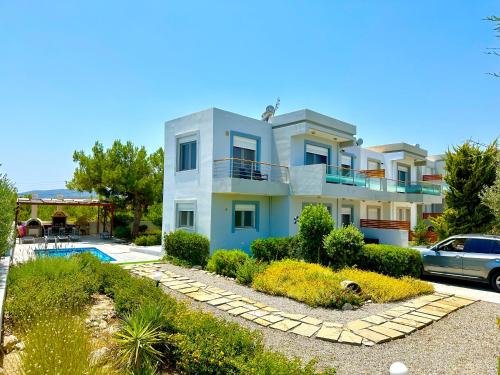  Villa Papagiorgio Luxury and Harmony in Gennadi