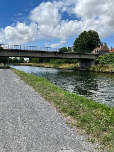 Superbe appartement au bord du canal de St Quentin