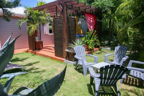 Two-Bedroom House image 7