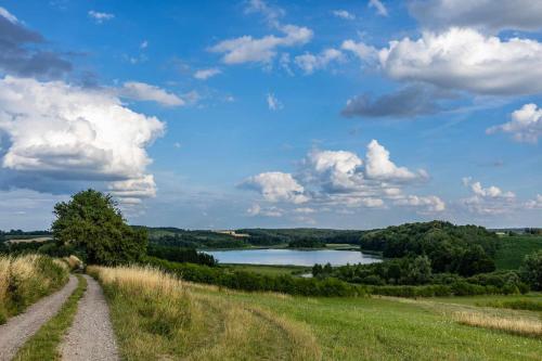 Iekārtas, Jurtowe Wzgórze Glamping (Jurtowe Wzgorze Glamping) in Grabin