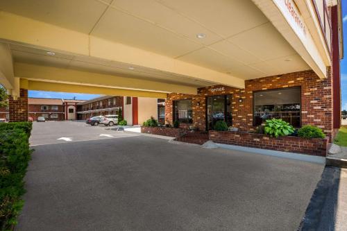 Suburban Studios Millville - image 14