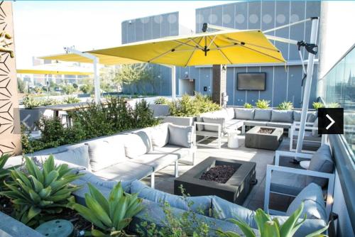 LUXURY LA PENTHOUSE PRIME LOCATION Min from HOLLYWOOD and DOWNTOWN 3