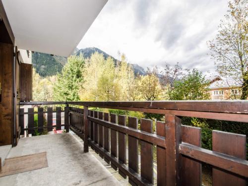 Appartement avec balcon, parking extérieur et WiFi à Chamonix - FR-1-343-245 (Appartement avec balcon, parking exterieur et WiFi a Chamonix - FR-1-343-245) in เลอ ครี