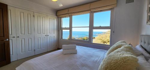 Watch The Sunrise Over Coogee 2 Bedrooms+Garage