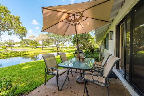 Luxurious Golf Retreat Villa in PGA National! in Palm Beach Gardens, USA