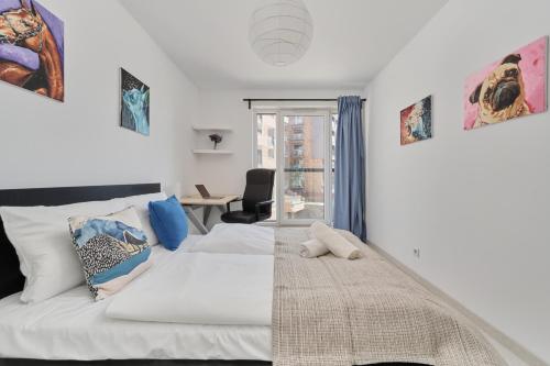 Spacious Apartment Dmowskiego by The River with Parking & Balcony by Noclegi Renters, Wrocław (photo 9)