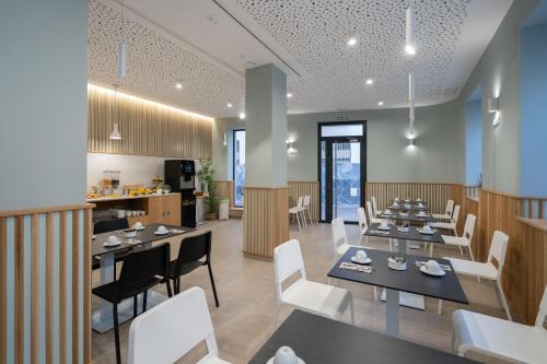 Comida y bebida, Plaza de la Luz Cadiz in Cadiz