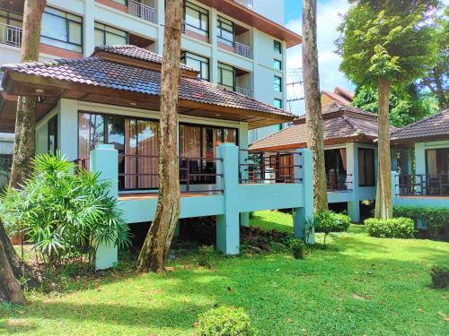 room detail thumbnail 1