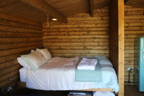 Knapp Farm Glamping Lodge 2 in บีมินสเตอร์