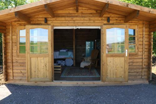 Knapp Farm Glamping Lodge 2 in บีมินสเตอร์