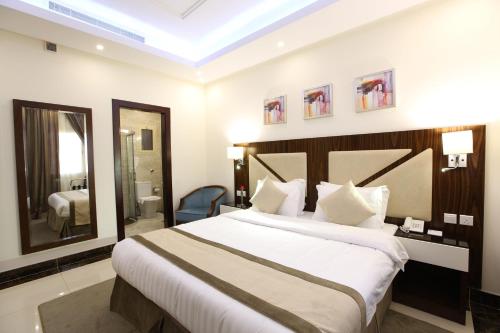 Sun Park Hotel Suites - Tap to explore photos