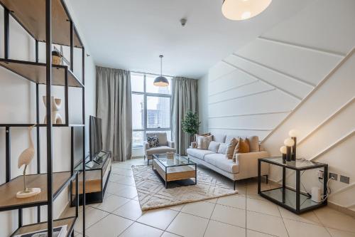 1BDR Apartment I Close To Metro I Marina Diamond 4, Dubai