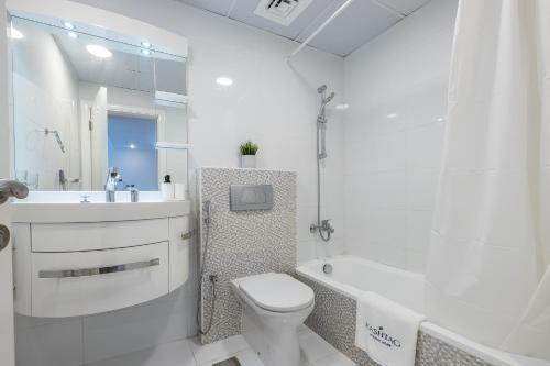 1BDR Apartment I Close To Metro I Marina Diamond 4 - image 5