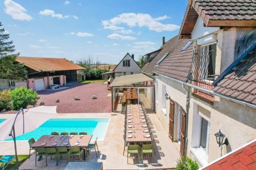 Crazy Villa Le Tertre 28 - Heated pool - Basket - 2h Paris - 44p