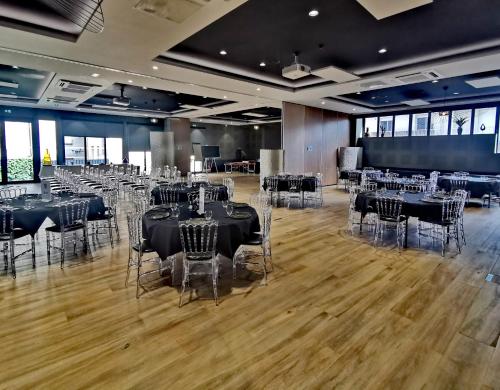 Banquet hall, Grand Hotel Brive in Brive-la-Gaillarde