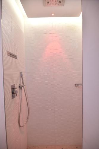Deluxe Quadruple Room image 3