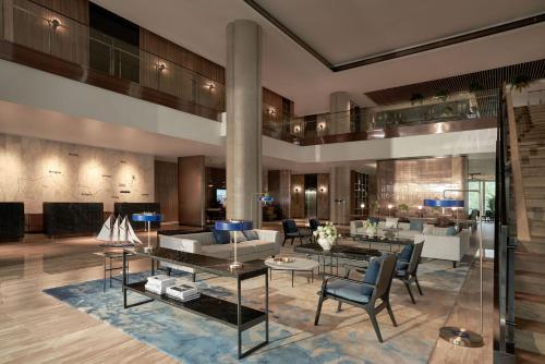 The Yacht Hotel by DC - 로비