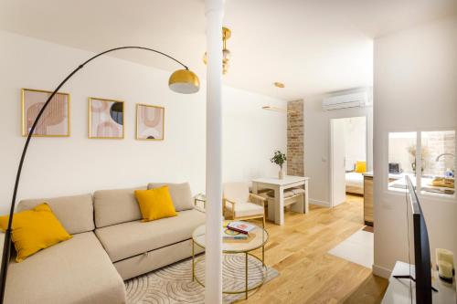 1 BDR Bourse -Opera with AC 2