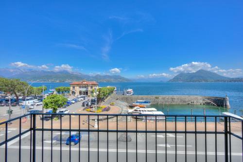 Il Porticciolo Stresa Stunning Lake View - Happy Rentals