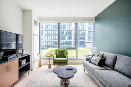 Navy Yard 1BR w Gym Doorman Pool nr Metro WDC-201 in Washington, USA