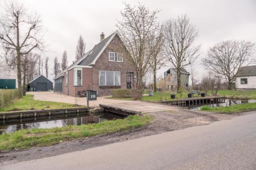  Idyllic Farmhouse in Landsmeer