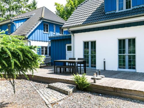 Holiday Home Boddenruhe by Interhome