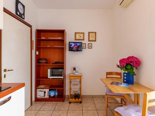 Apartment Euroville - LUI154 by Interhome in Germignaga