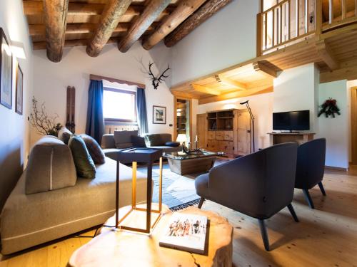 Apartment Chalet Baita Tabià Dolomites by Interhome