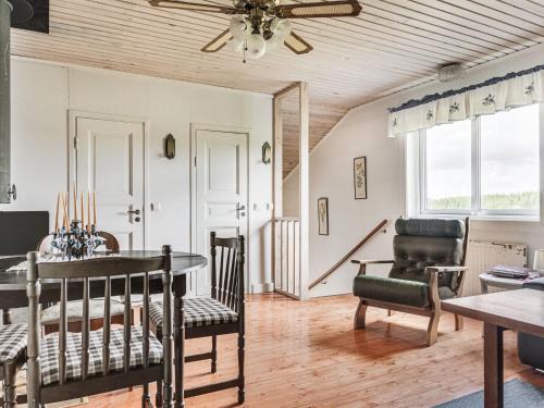 Holiday Home Enerhögen Flädern by Interhome (Holiday Home Enerhogen Fladern by Interhome) in Bullaren