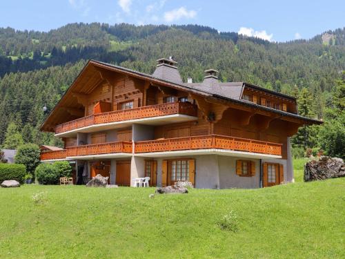 Apartment Argentière 8 by Interhome