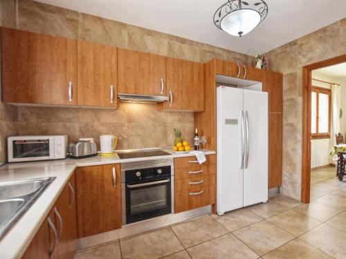  Holiday Home Pla de Ses Rotes by Interhome in Campanet