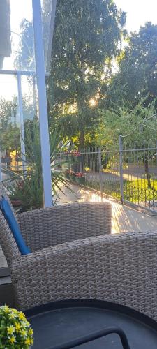 Erkély/terasz, Santorini in Stevan Sremac