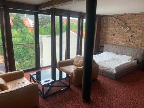 Hotel Alexander's - image 8