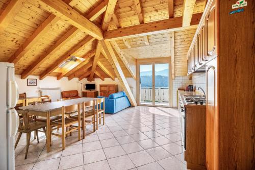  Casa vacanze Rosa 8 con mansarda in Brez