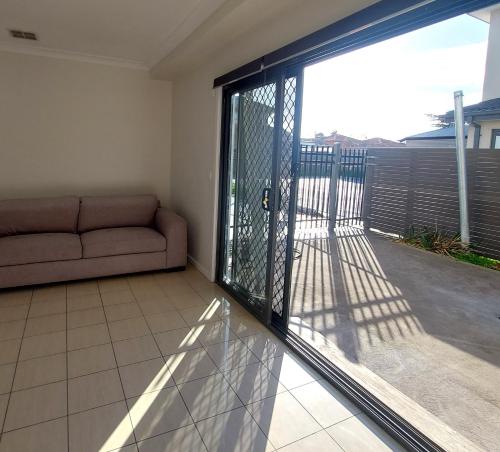 Maruve Guesthouse 12 min from Melb airport in Campbellfield