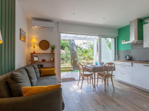 Studio Biarritz by Interhome in Les Dunes