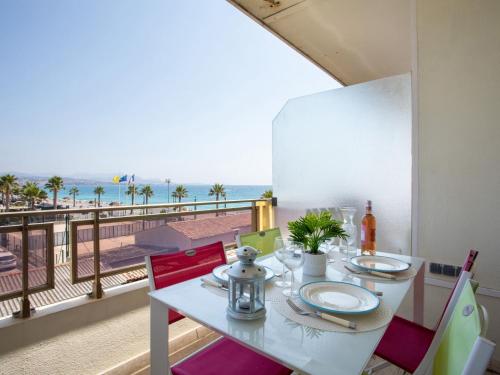 Apartment le corail by Interhome - Location saisonnière - Villeneuve-Loubet