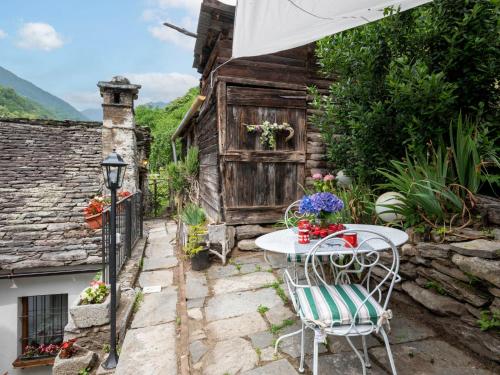 Chalet Il Gianlupo Grigio by Interhome in Bognanco