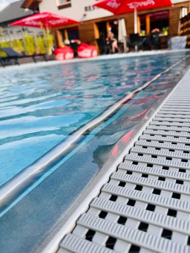 Úszómedence, Roubenka pod Lysou - Malenovice in Frydlant Nad Ostravici