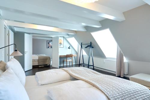 LUXURY Penthouse · Private Balcony · Heart of Copenhagen - main image