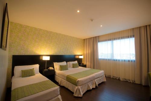 Grand Crucero Hotel - image 5