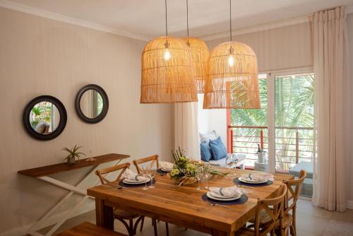 Blue Coral Beachfront Penthouse photo 3